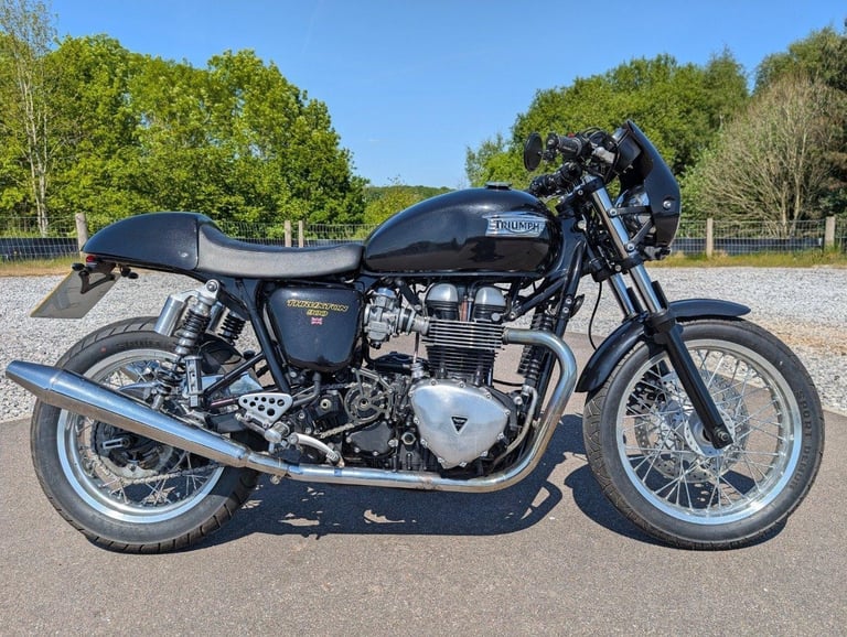 2016 TRIUMPH THRUXTON
