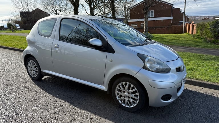 image for Toyota, AYGO, Hatchback, 2009, Manual, 998 (cc), 3 doors