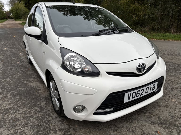 image for TOYOTA AYGO 1.0 VVT-i Fire 2012