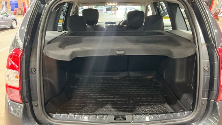 Dacia Duster 1.2 TCe Laureate SUV 5dr Petrol Manual Euro 6 (s/s) (125 ps)
