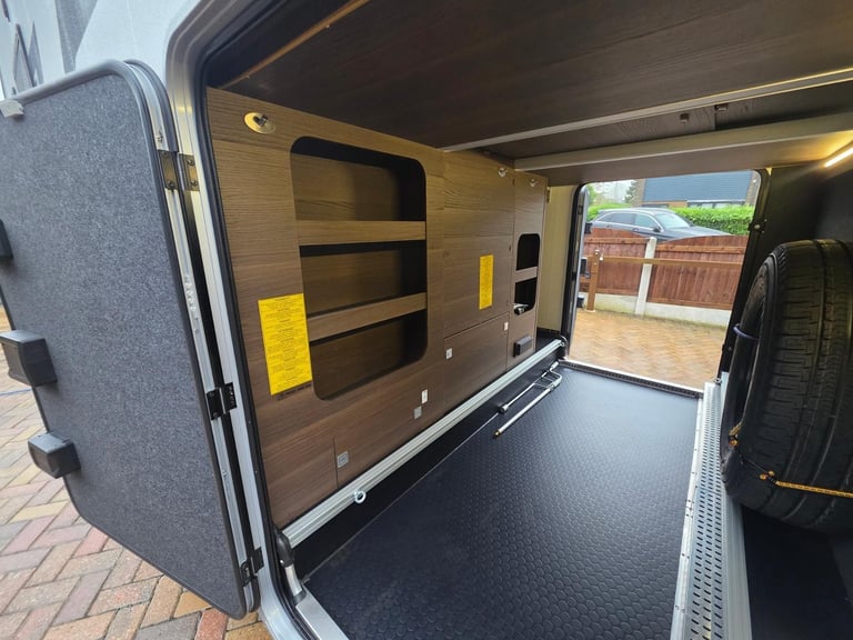 Adria Matrix 670 SL Supreme Automatic 2022 Fixed Bed Motorhome For Sale