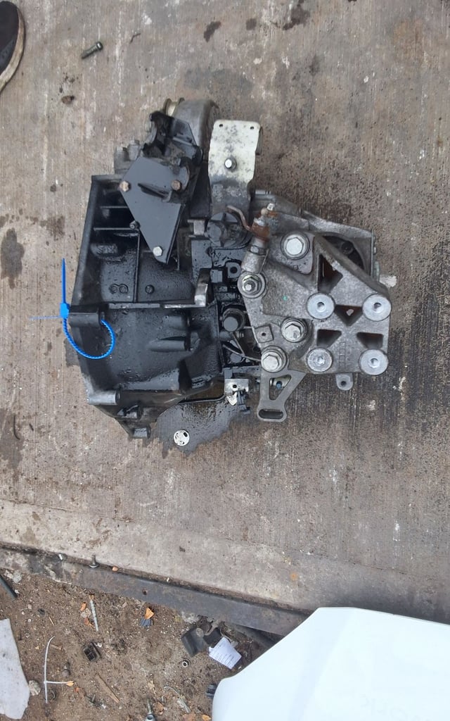 PEUGEOT BOXER / RELAY 2.2 6 SPEED MANUAL GEARBOX 20GP25  *ONLY 31K*