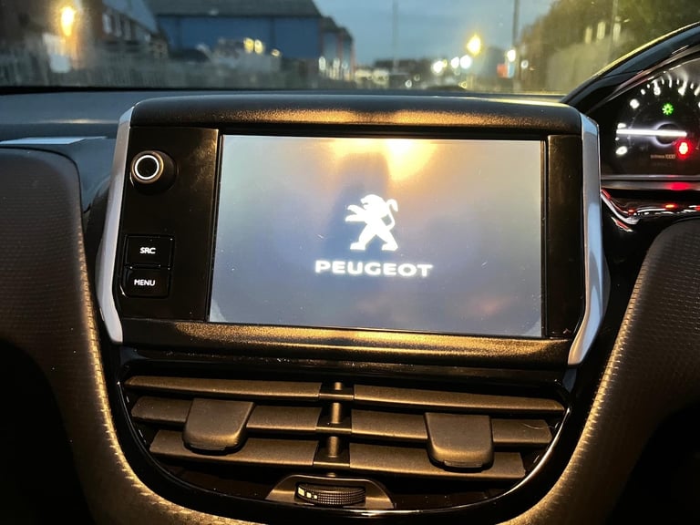 2015 Peugeot 2008 1.2 PureTech 110 Urban Cross 5dr HATCHBACK Petrol Manual