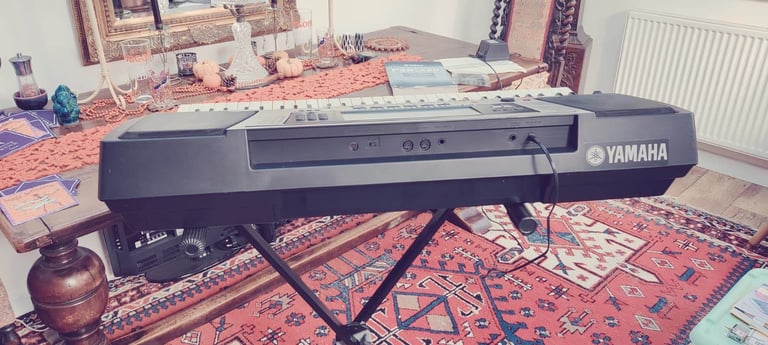 Yamaha PSR-550 Keyboard Organ Piano