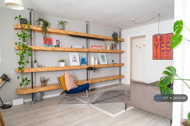 image for 1 bedroom flat in Bakers Hill, London, E5 (1 bed) (#2625599)