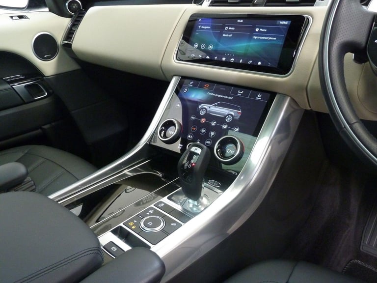 2022 Land Rover Range Rover Sport 3.0 D250 MHEV HSE Silver Auto 4WD Euro 6 (s/s) 5dr ESTATE Diese...