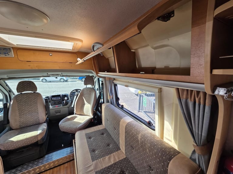 Trigano Tribute 550 2 berth motorhome DIESEL AUTOMATIC 2008/58
