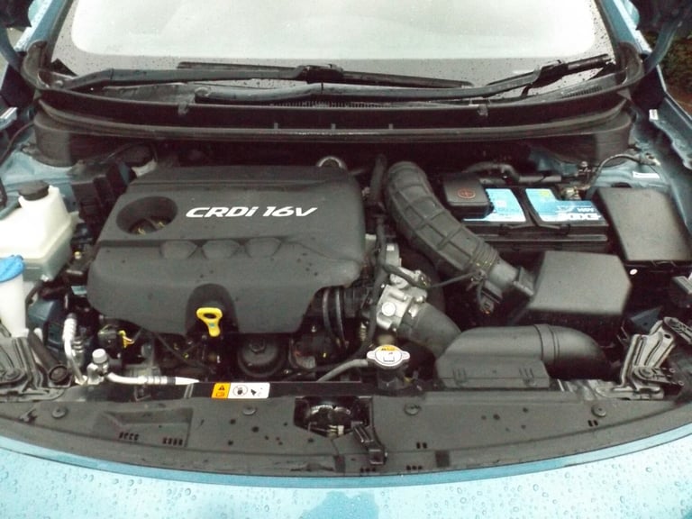 2013 Hyundai i30 1.6 CRDi Blue Drive Classic 5dr HATCHBACK Diesel Manual