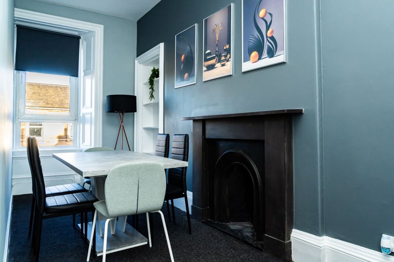 Fully Furnished  3 bed room in Leith EH6 £650-£700