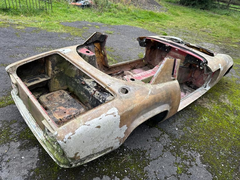 Lotus Elan S4 FHC Bodyshell £1995