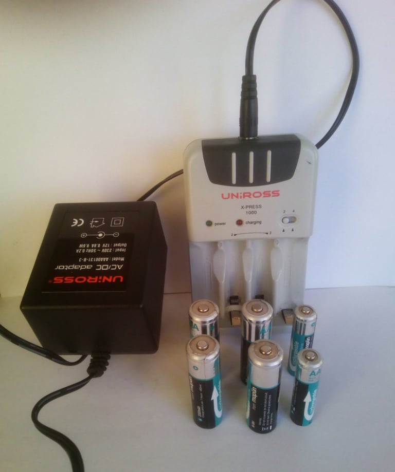 image for Rechargeable battery charger and 6 x rechargeable batteries £17