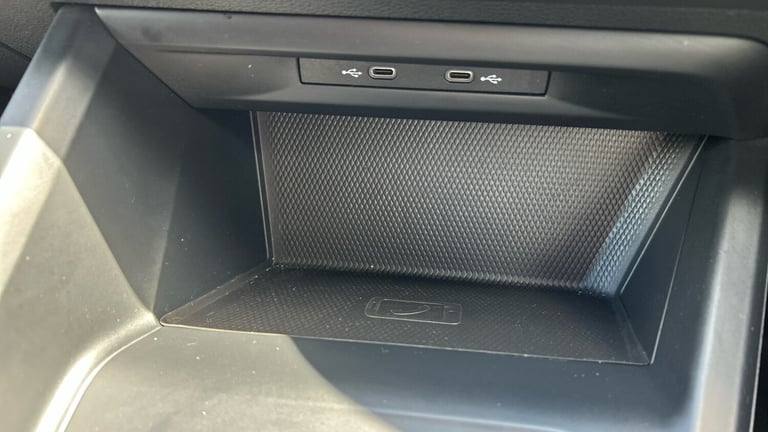 2022 Volkswagen Golf 1.0 TSI Life 5dr Petrol Hatchback Hatchback Petrol Manual