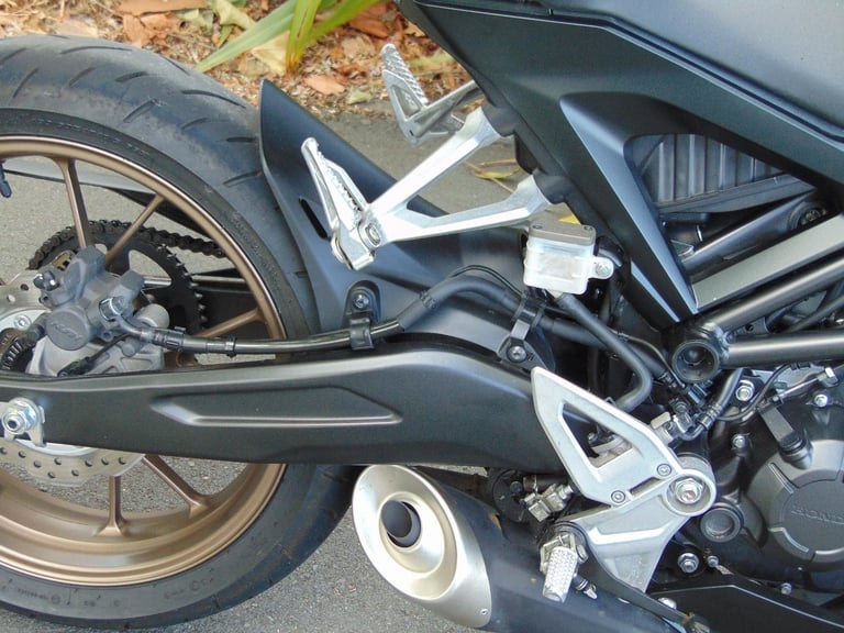 Honda CBF125NA-M CB125 2021 low miles splendid learner naked modern retro bike