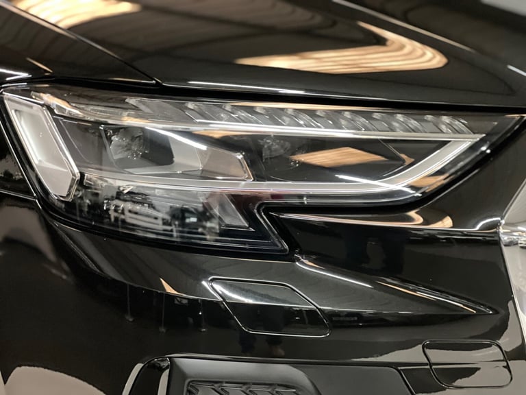 2022 72 Audi A8 3.0 V6 TFSie 60 S-Line Quattro 462ps