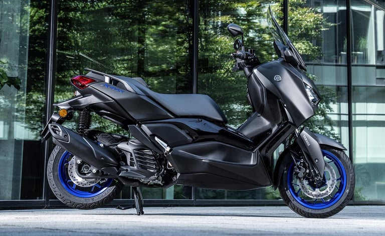 Yamaha X-Max125 XMax 125 2025 model in Icon Black