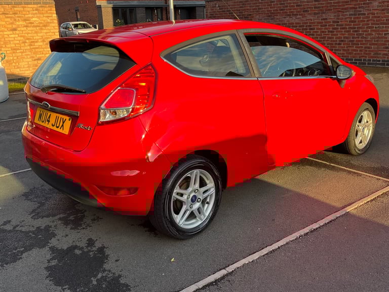 Ford, FIESTA, Hatchback, 2014, Manual, 1241 (cc), 3 doors