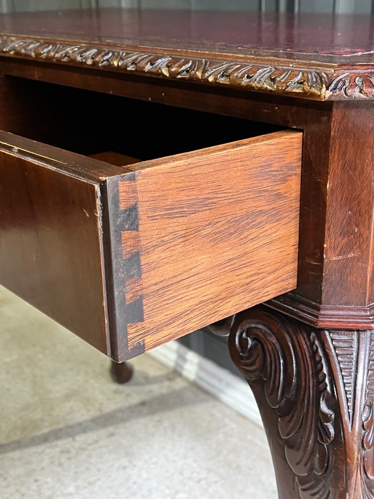 Antique STYLE  Mahogany Wood &  Leather Top  Console table / Writing Desk