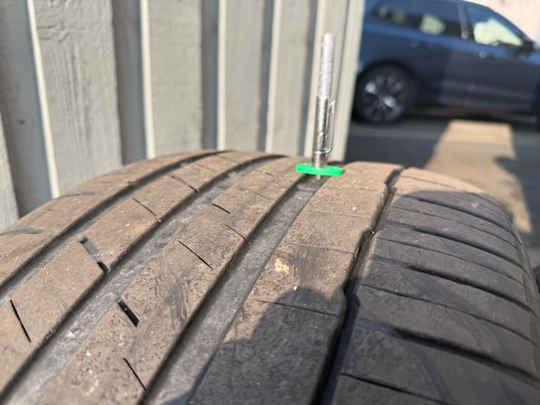 285 35 22 Hankook pair