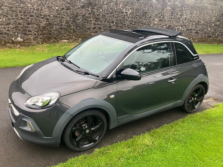 STUNNING 2015 VAUXHALL ADAM ROCKS AIR. MOT MARCH-26. ELECTRIC SLIDING OPEN TOP ROOF