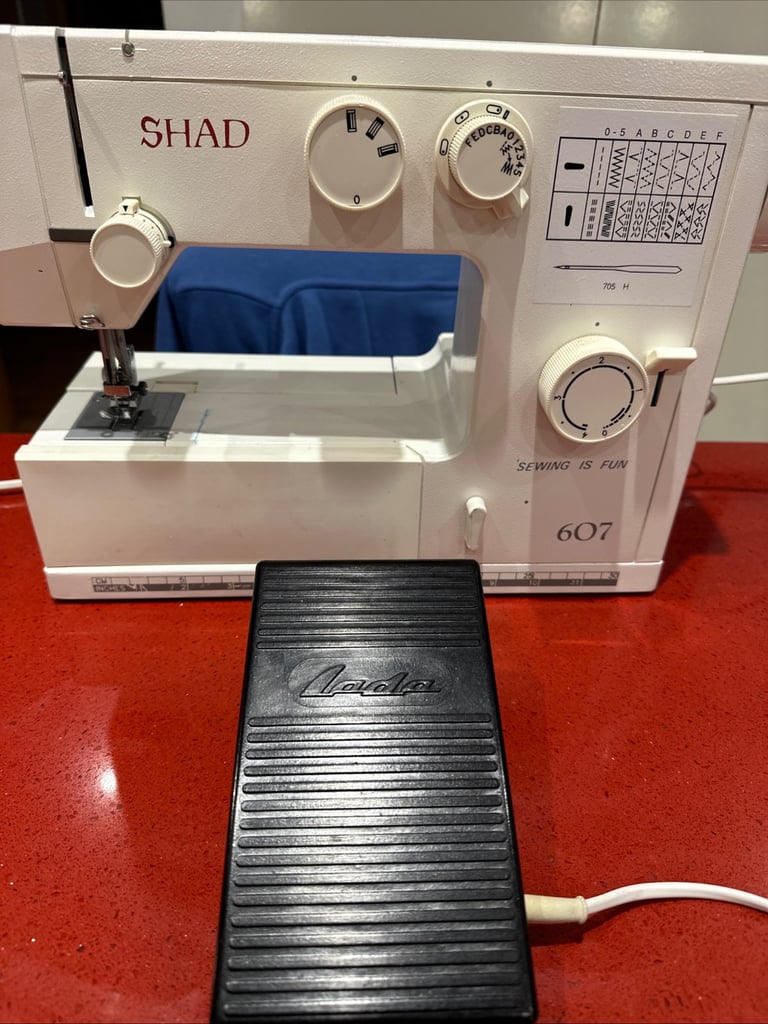 Vintage LADA 607 sewing machine rare