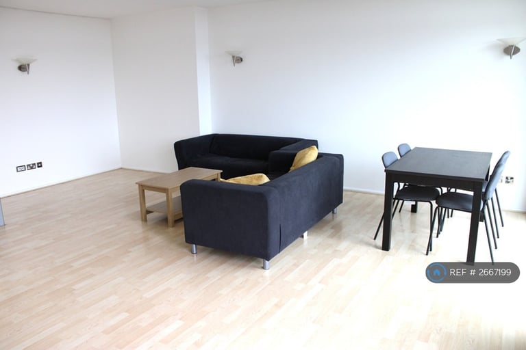 4 bedroom flat in New Hampton Lofts, Birmingham, B18 (4 bed) (#2667199)