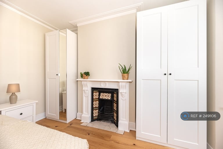 3 bedroom house in Medusa Road, London, SE6 (3 bed) (#2491106)