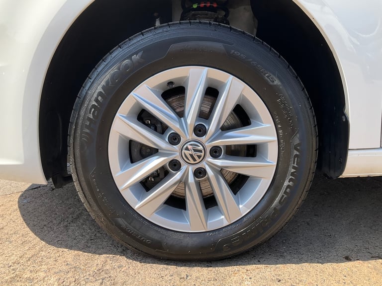 2019 VOLKSWAGEN CADDY HIGHLINE 2.0 TDI 102 BHP BLUEMOTION TECH DSG NAV PANEL VAN
