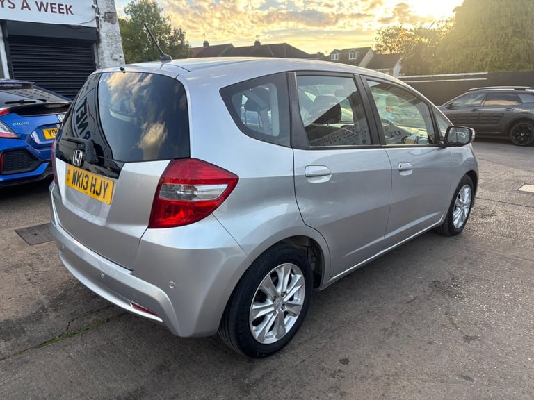 2013 Honda Jazz 1.4 i-VTEC ES Euro 5 5dr HATCHBACK Petrol Manual