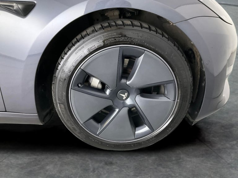 2021 Tesla Model 3 Long Range AWD 4dr Auto SALOON ELECTRIC Automatic