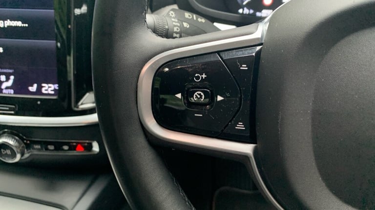 2021 Volvo S60 R-Design, B5 mild hybrid Saloon Petrol Automatic
