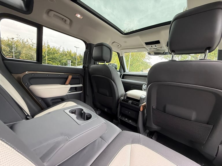 2022 Land Rover Defender 110 2.0 P400e 15.4kWh X-Dynamic HSE SUV 5dr Petrol Plug-in Hybrid Auto 4...