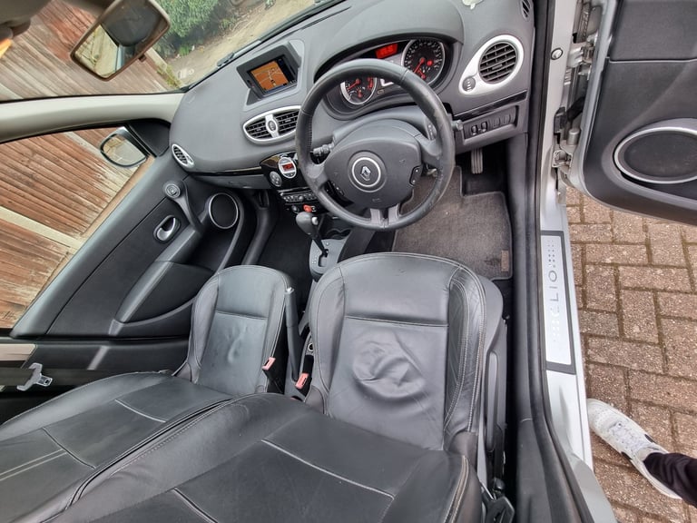 Renault, CLIO, Hatchback, 2010, Other, 1598 (cc), 5 doors
