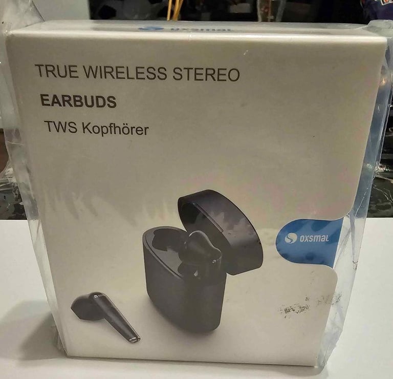 True Wireless Stereo EARBUDS