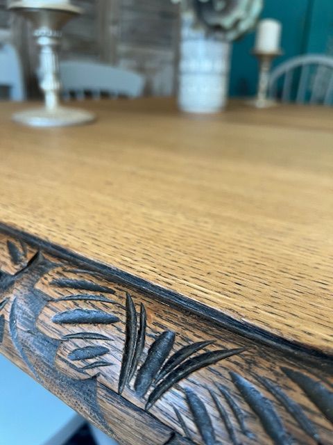 Gorgeous Victorian oak dining table with 6 chairs – local delivery