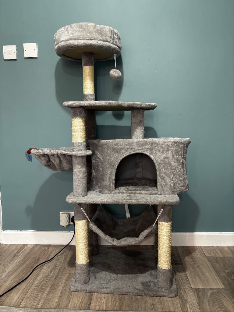 Cat tree 