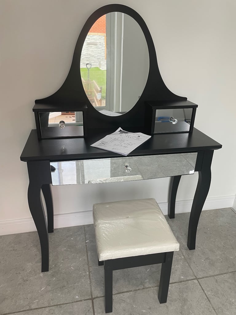 Brand new in box mirrored vanity set with stool 