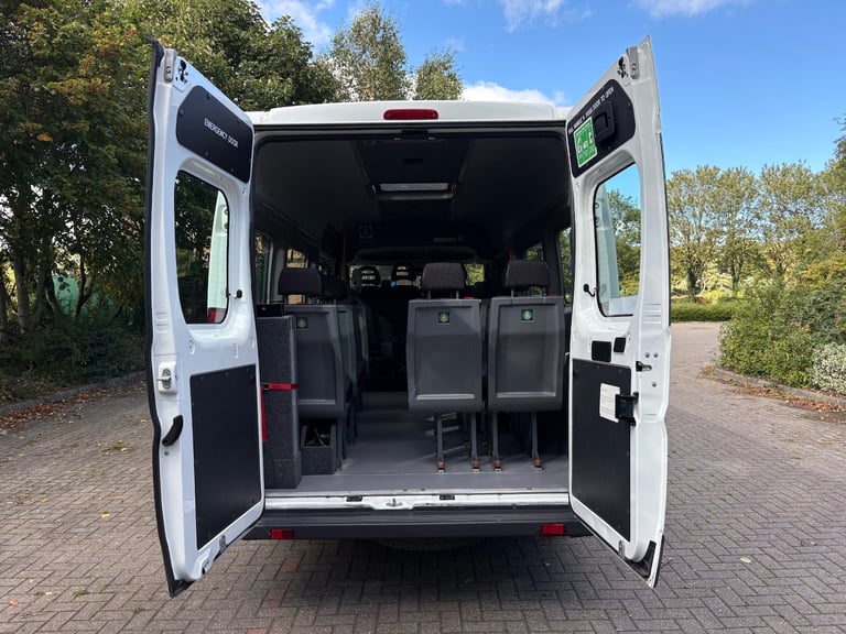 67reg Peugeot Boxer / Citroen Relay 2.0hdi 6spd 17 Seat WAV Minibus_Non D1 Model