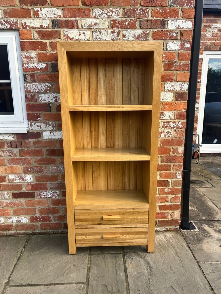 image for Solid Oak Tall Bookcase - Excellent Condition 
