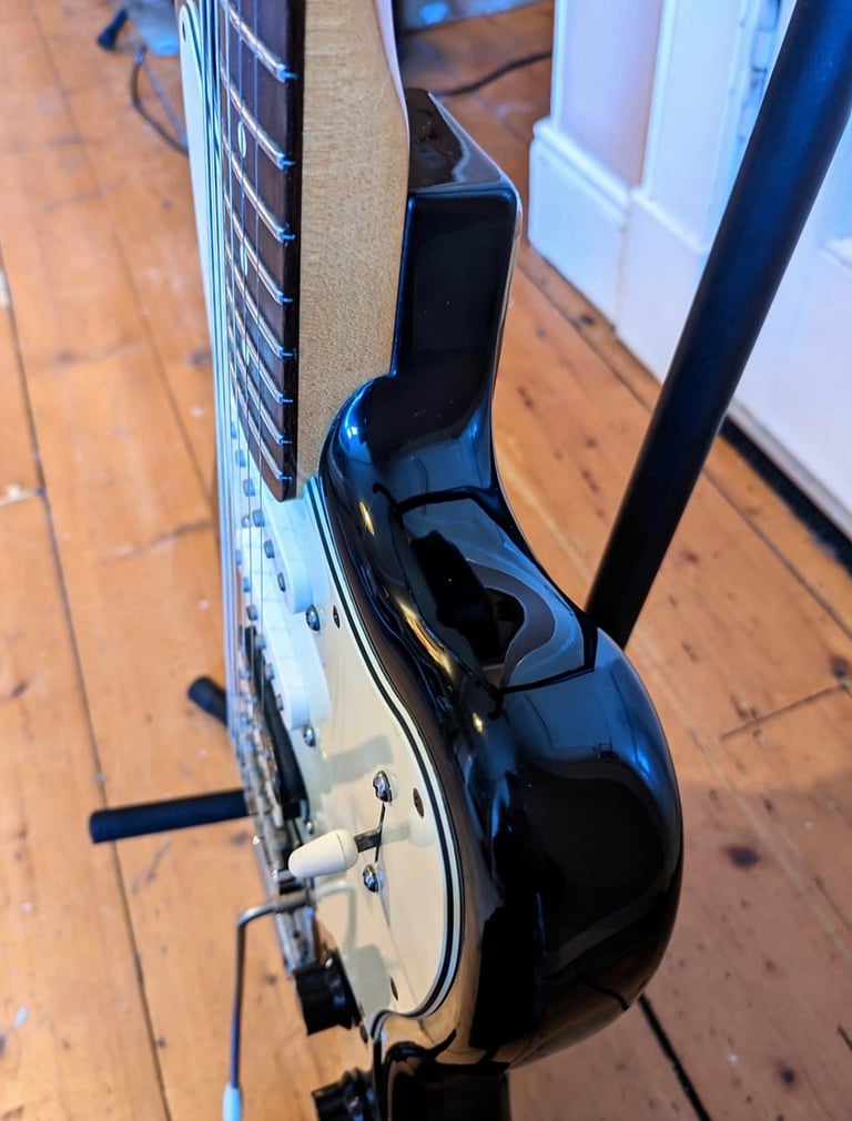 Fender Jaguarillo (2013) - 3 Color Sunburst