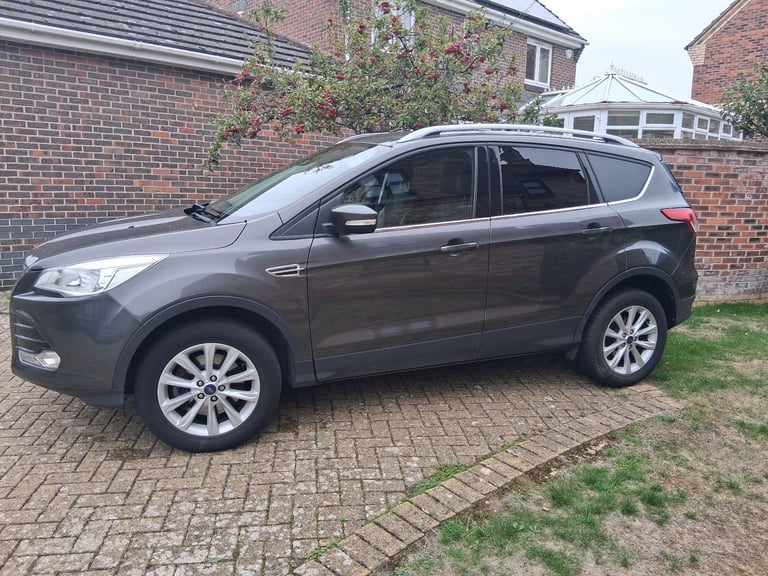 Ford, KUGA, Hatchback, 2015, Semi-Auto, 1997 (cc), 5 doors