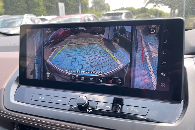 2025 Nissan Qashqai 1.3 DiG-T MH Tekna 5dr HATCHBACK PETROL Manual