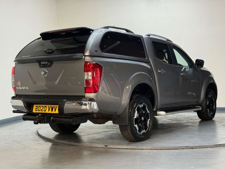 2020 Nissan Navara Double Cab Pick Up Tekna 2.3dCi 190 TT 4WD Auto PICK UP DIESEL Automatic