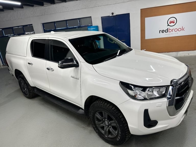 2022 Toyota Hilux 2.4 D-4D Icon Pickup Double Cab 4dr Diesel Manual 4WD Euro 6 (s/s) (150 ps) PIC...