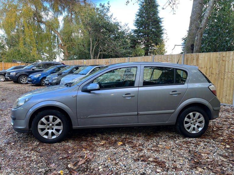 2006 Vauxhall Astra 1.6i 16v Club 5dr HATCHBACK Petrol Manual