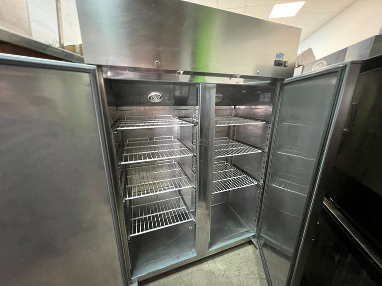 COMMERCIAL CATERING KITCHEN DOUBLE DOORS FRIDGE CAFE KEBAB PIZZA CHICKEN TAKE AWAY