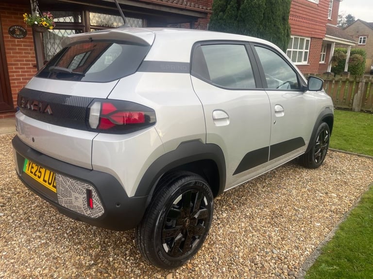 2025 Dacia Spring 27kWh Extreme 65 48kW 5dr Auto HATCHBACK ELECTRIC Automatic