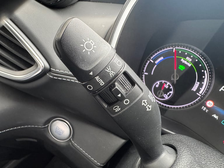 2022 Hyundai Santa Fe 1.6 TGDi Hybrid Premium 5dr Auto Estate Hybrid Automatic