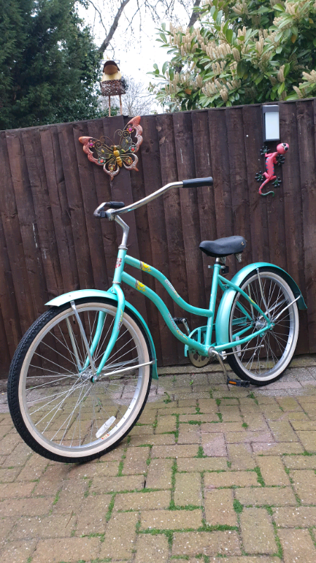 image for Women's GARNET USA BEACH CRUISER....