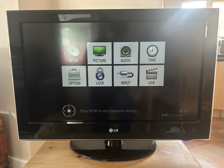 image for 32 inch LG Television 