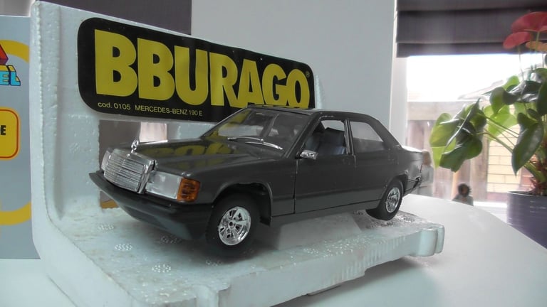 image for Bburago Mercedes 190E model
